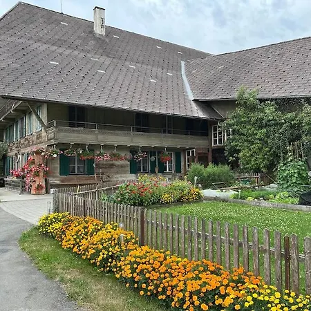 Ferienwohnung Auf Bauernhof Mit Hotpot Und Sauna Sumiswald Exterior photo